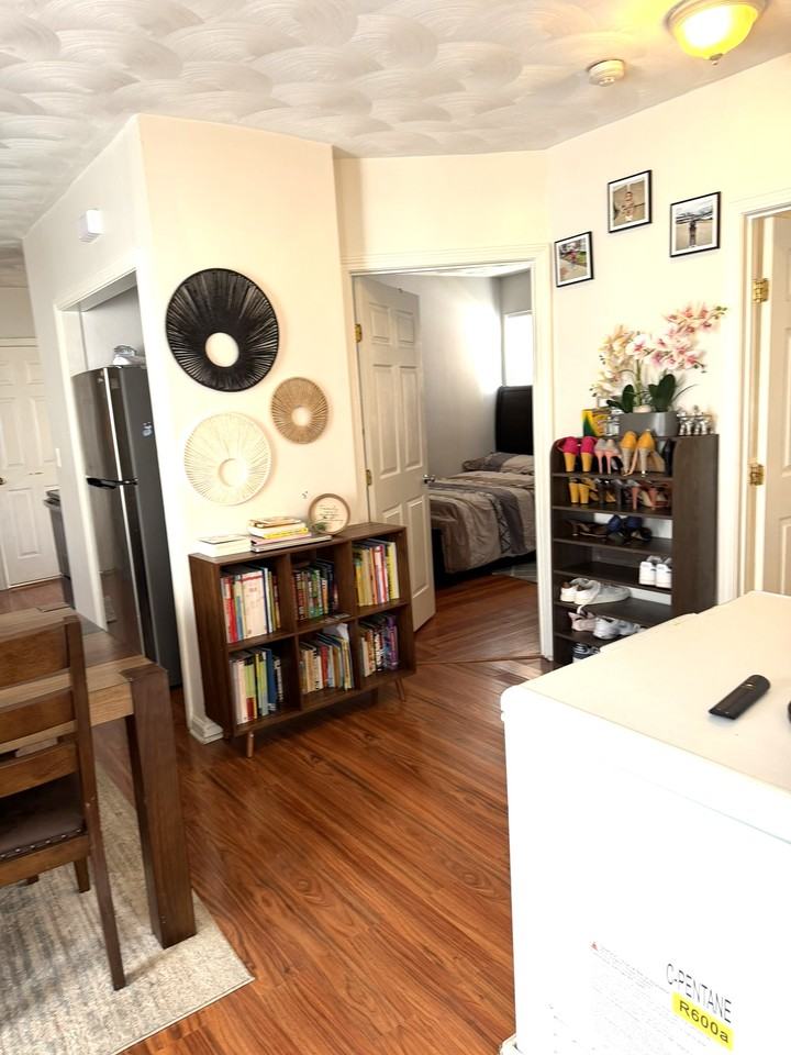 28 Radcliffe Avenue #1 - Photo 5 of 11