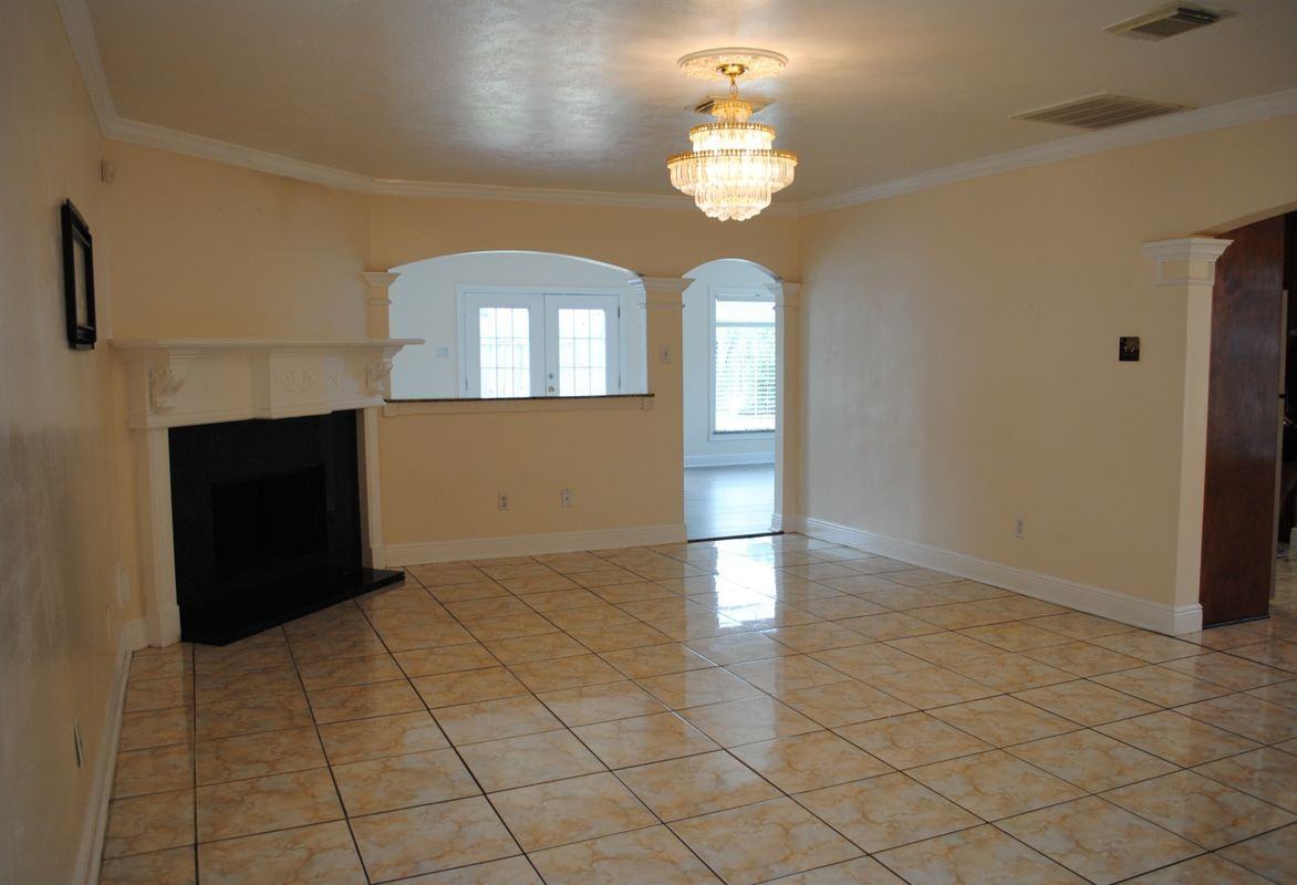 3910 Starbridge Pointe Ln - Photo 3 of 3