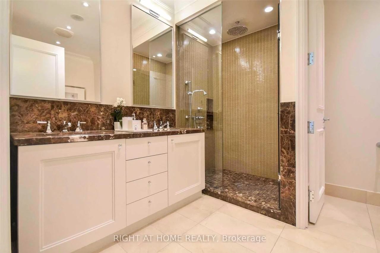 311 Bay Street - Photo 8