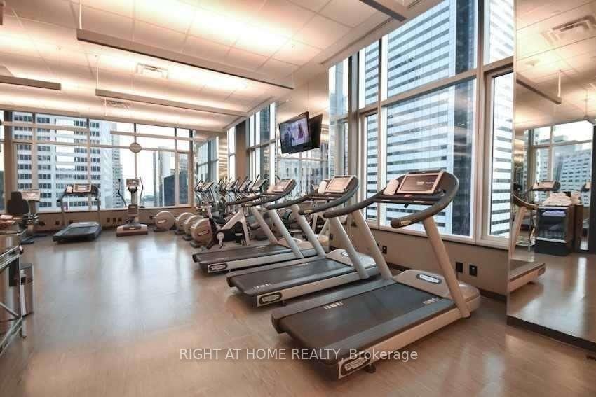 311 Bay Street - Photo 17