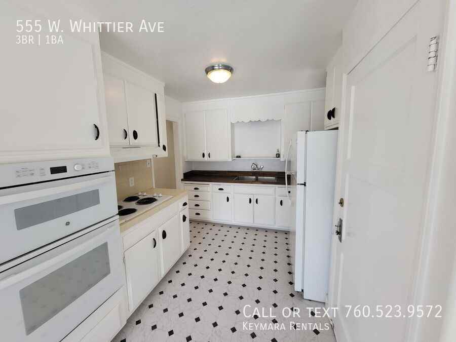 555 W Whittier Ave - Photo 6 of 40