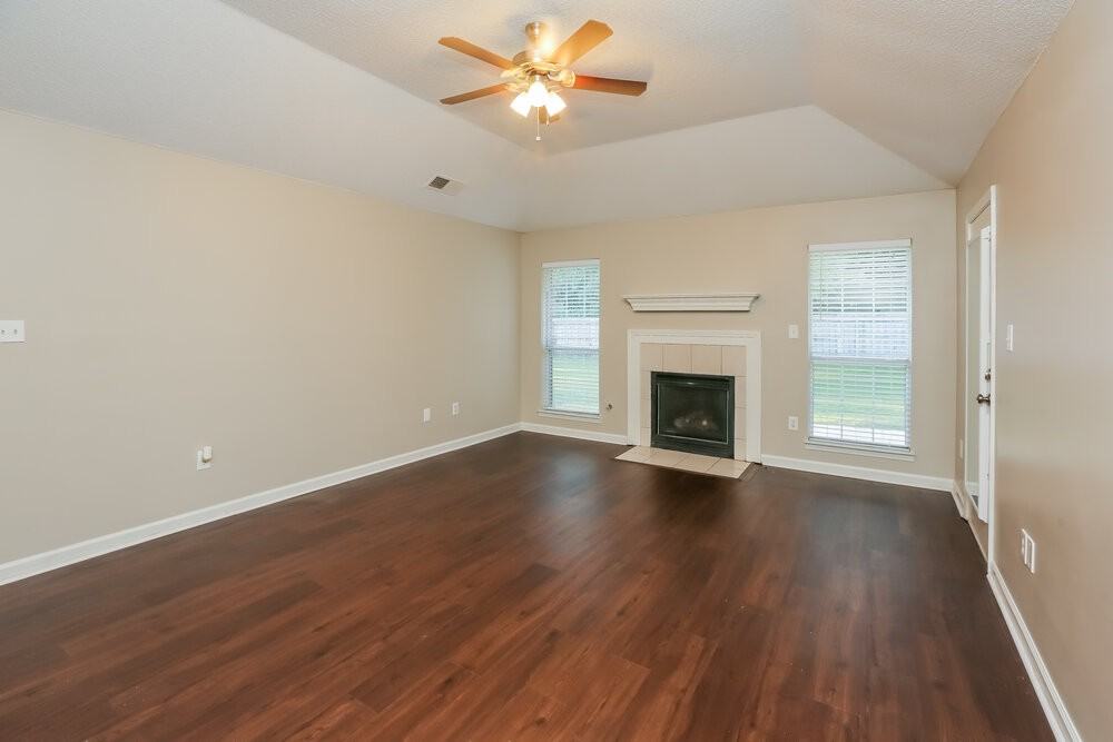 6205 Morgan Manor Cv - Photo 2 of 15