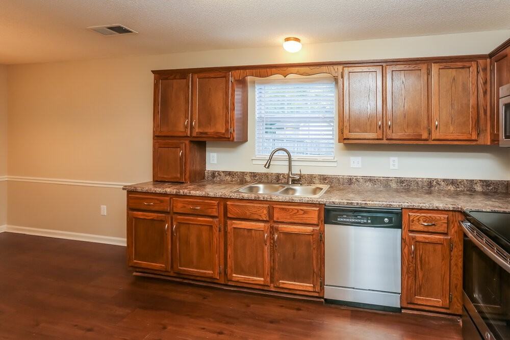 6205 Morgan Manor Cv - Photo 6 of 15