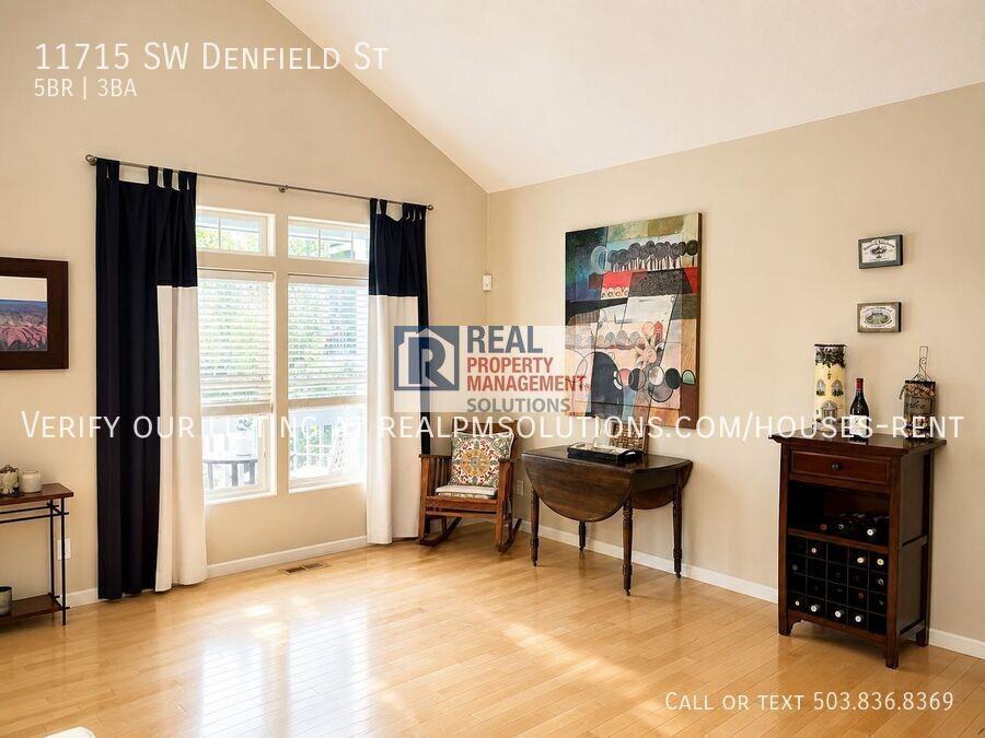 11715 Sw Denfield St - Photo 6 of 50