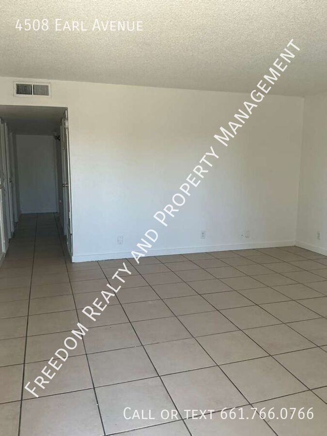 4508 Earl Ave - Photo 4 of 16