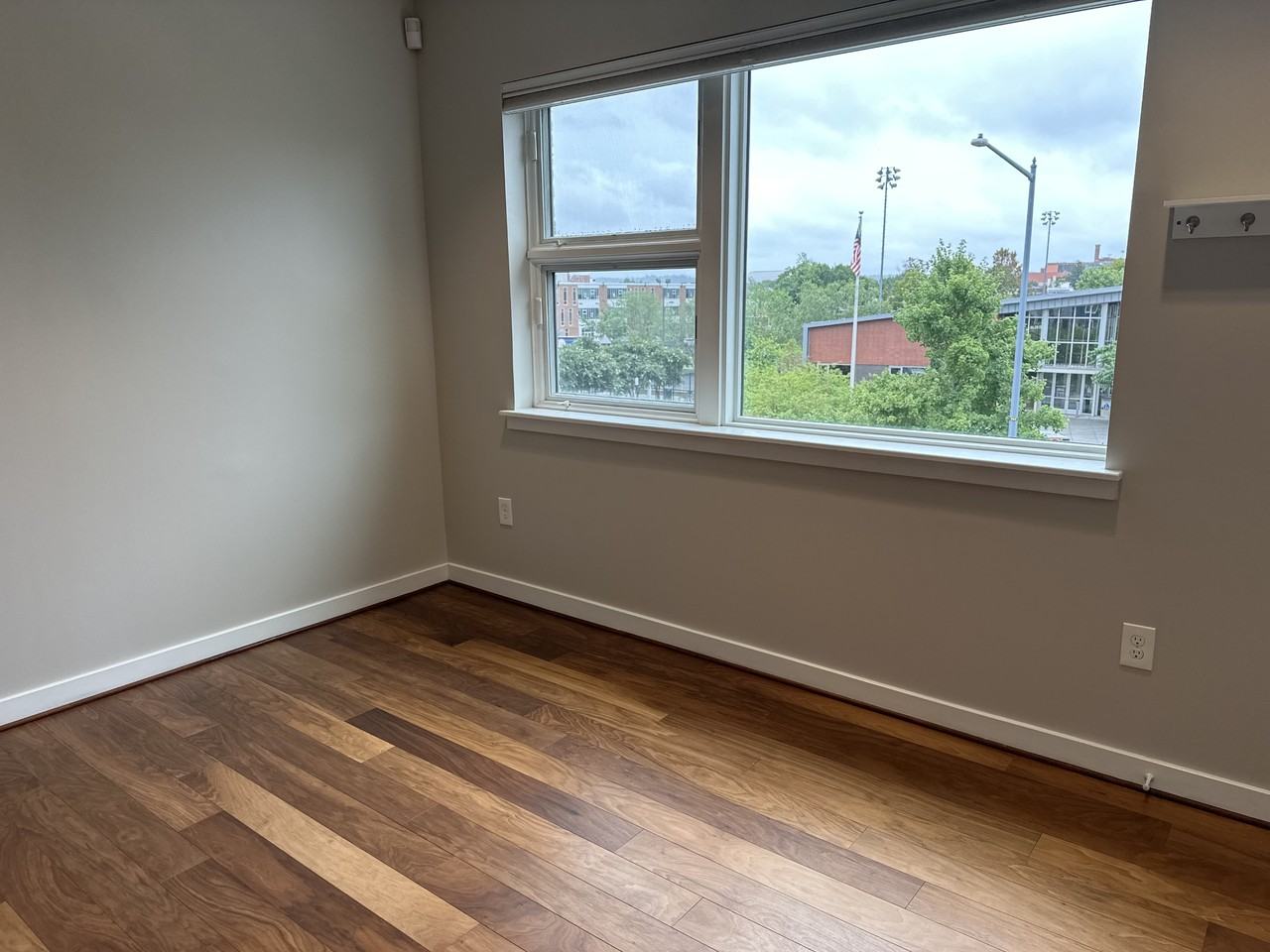 1710 Gales St Ne - Photo 2 of 19