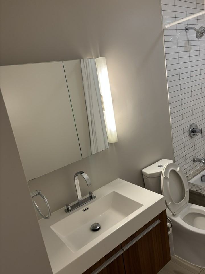 1710 Gales St Ne - Photo 6 of 19