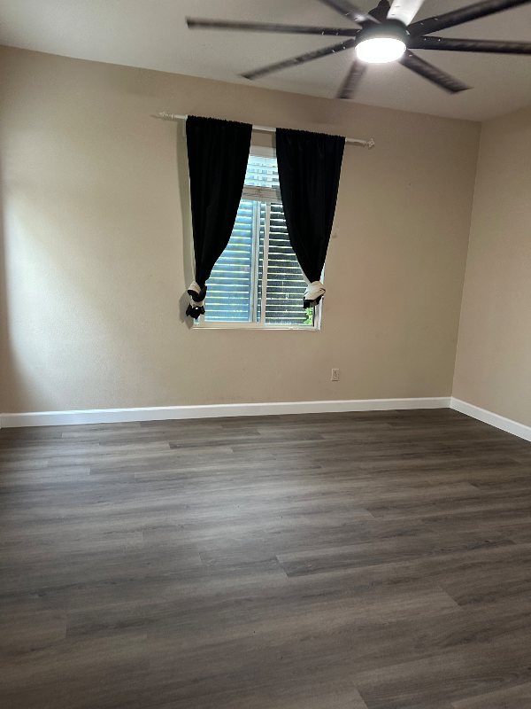 1624 Hillsborough St - Photo 6 of 18