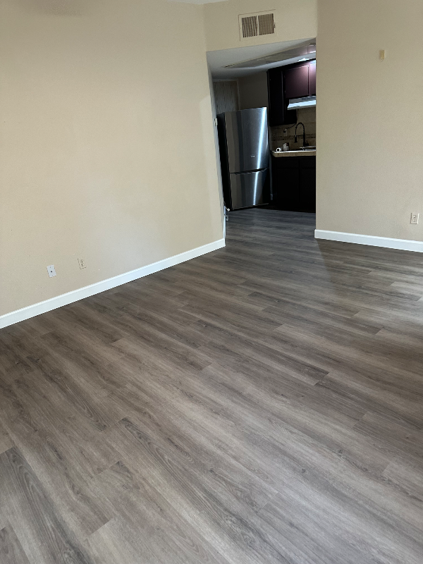 1624 Hillsborough St - Photo 7 of 18