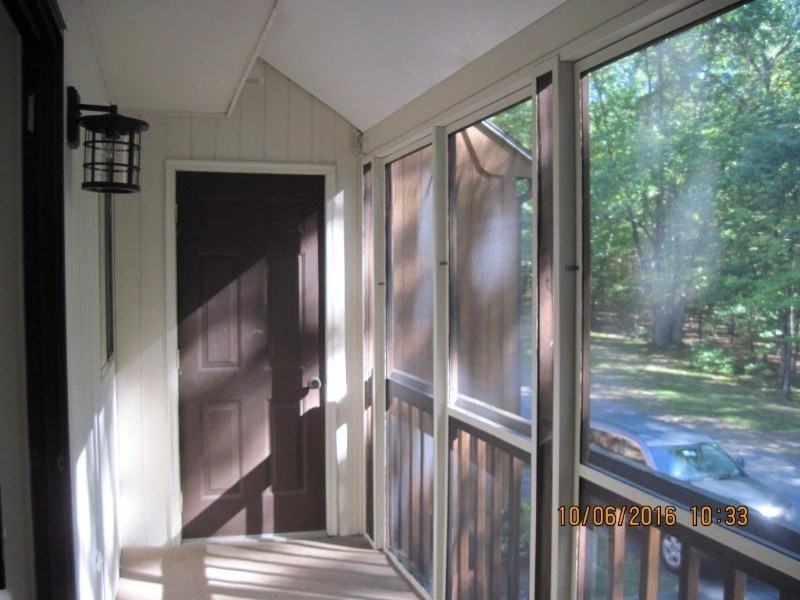 40 Winrow Dr - Photo 3 of 20