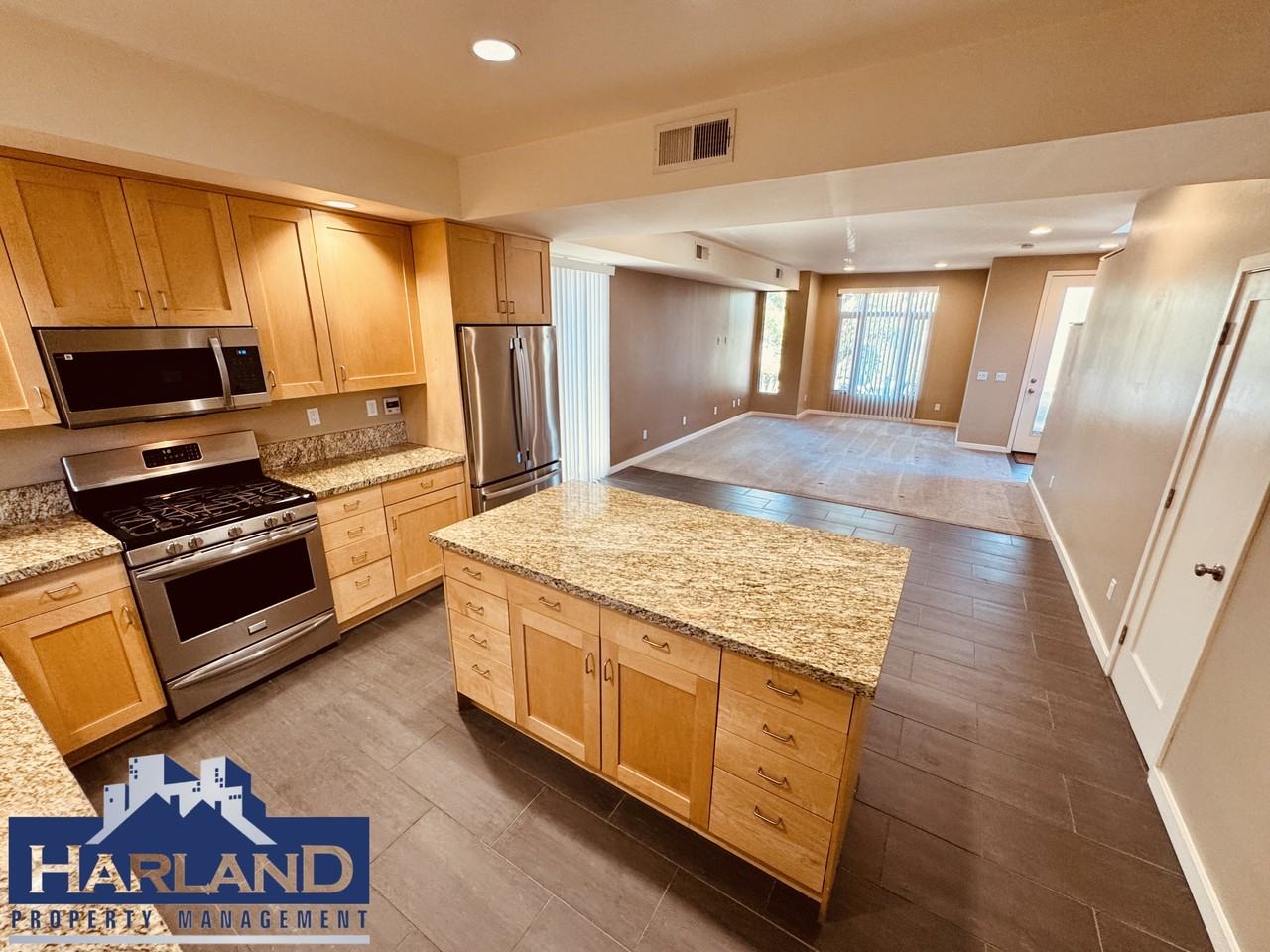 3528-3538 Indiana St Unit 3528 - Photo 3 of 8