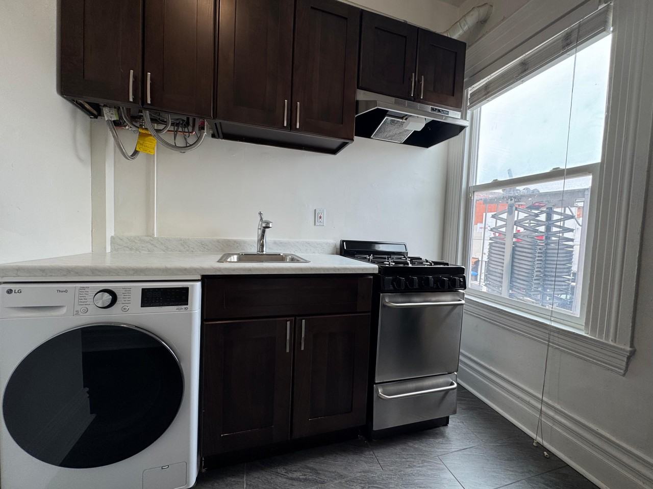 2645 Mission St #1 - Photo 3 of 10