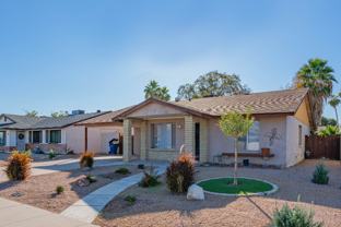 2035 E Cornell Dr - Photo 1 of 1