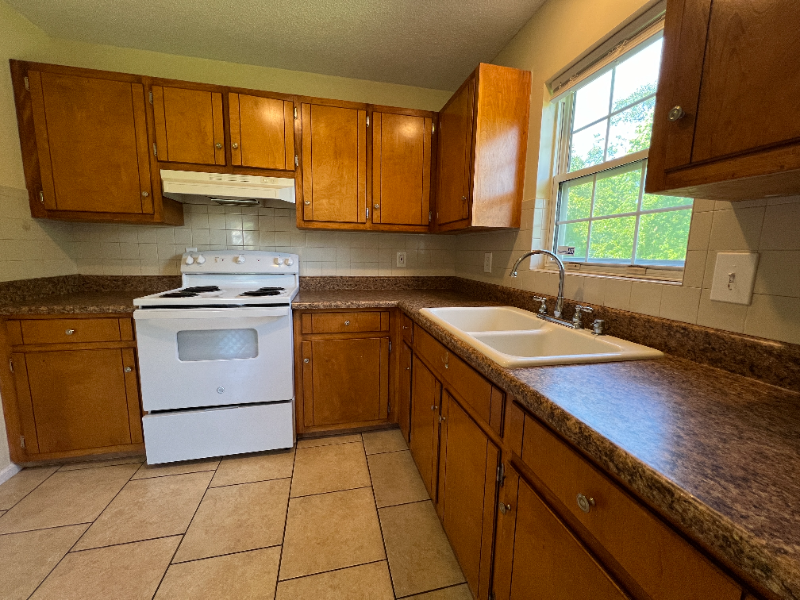 1317 Kearns Aly - Photo 5 of 11