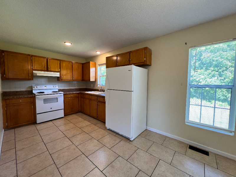 1317 Kearns Aly - Photo 6 of 11