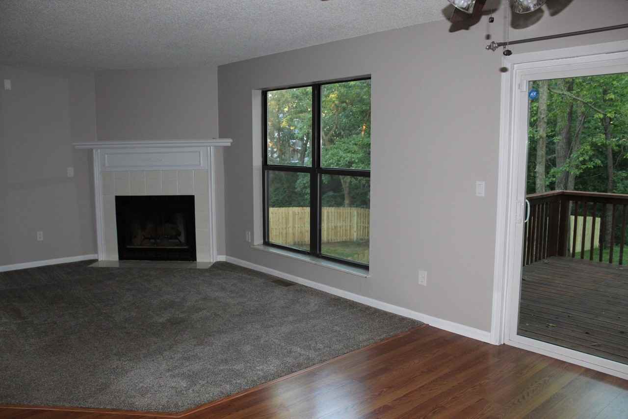 8009 Nw 79th Pl - Photo 3 of 16