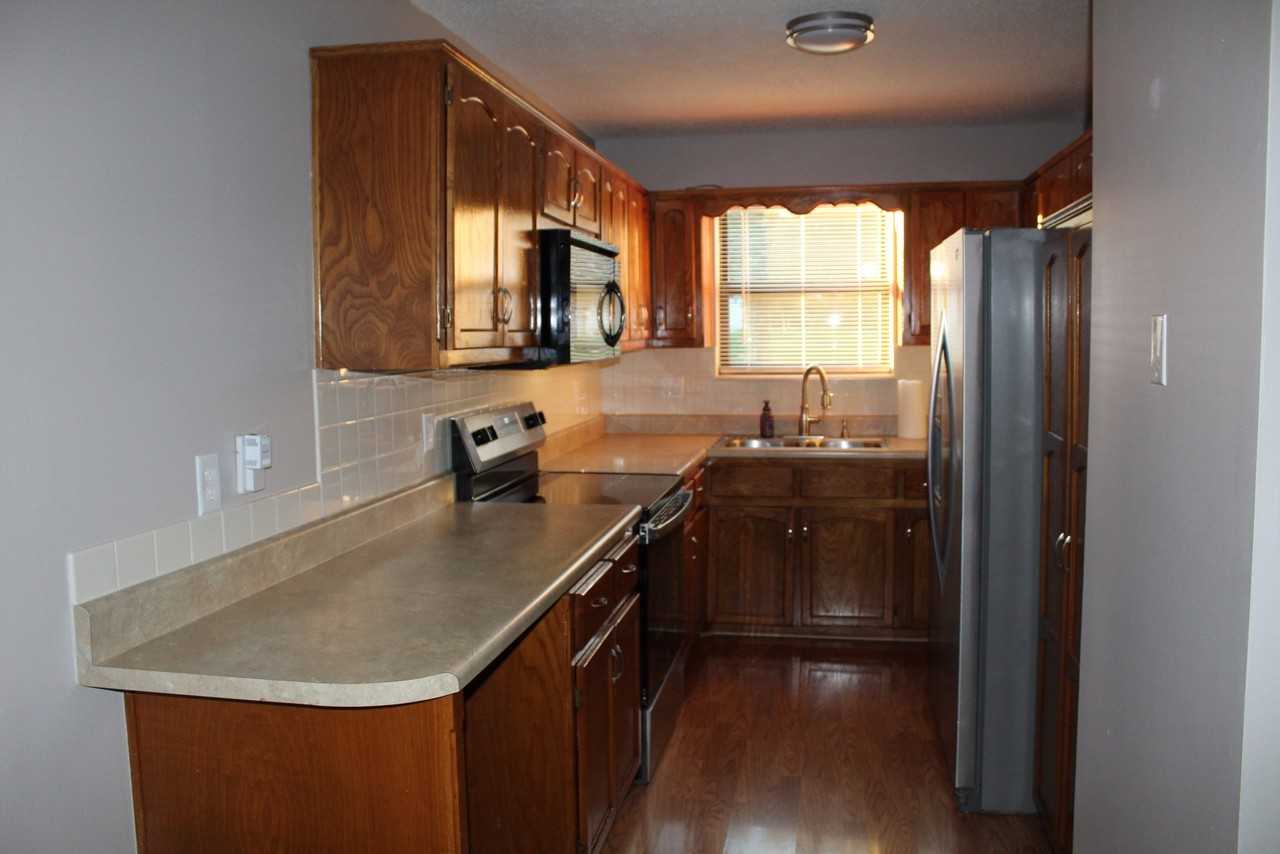 8009 Nw 79th Pl - Photo 5 of 16