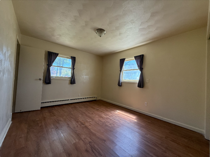 6007 Oran Ave #3 - Photo 4 of 11