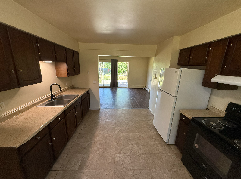 6007 Oran Ave #3 - Photo 6 of 11