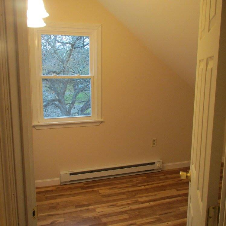 32 Overlock Rd #C - Photo 5 of 11
