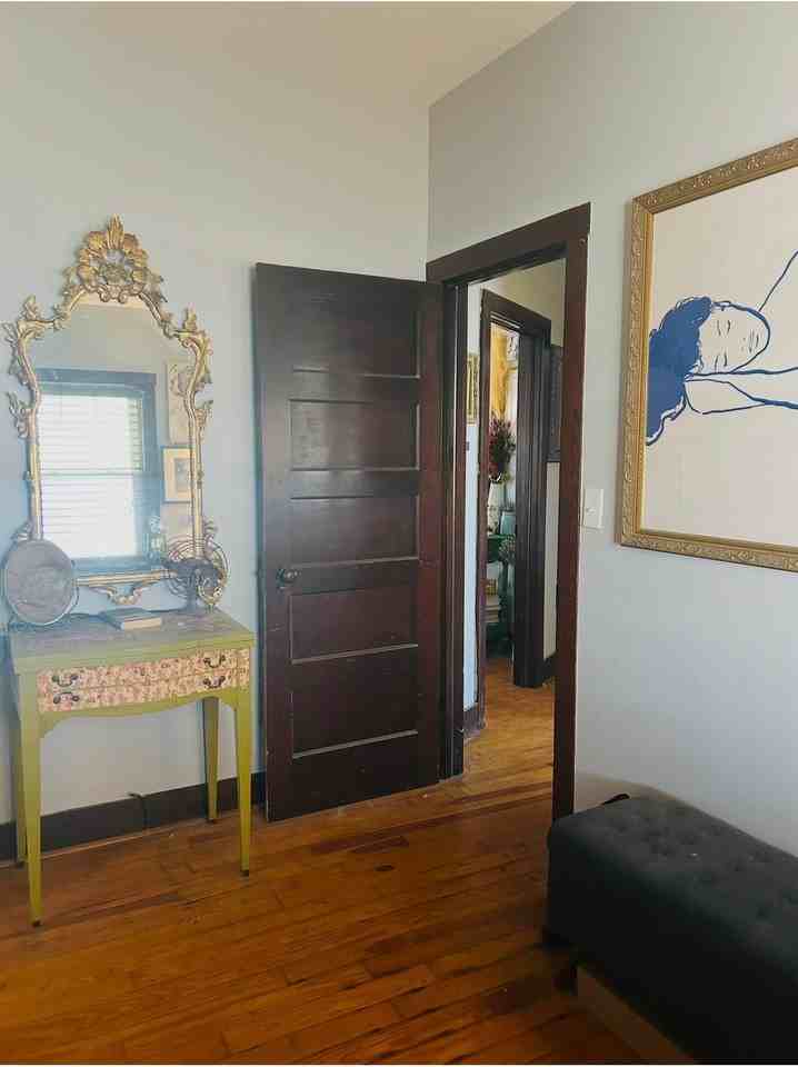 901 Debow St - Photo 7 of 11