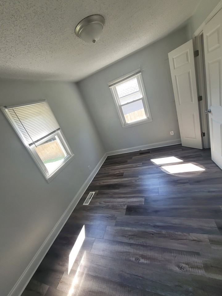 612 Popal St - Photo 7 of 9