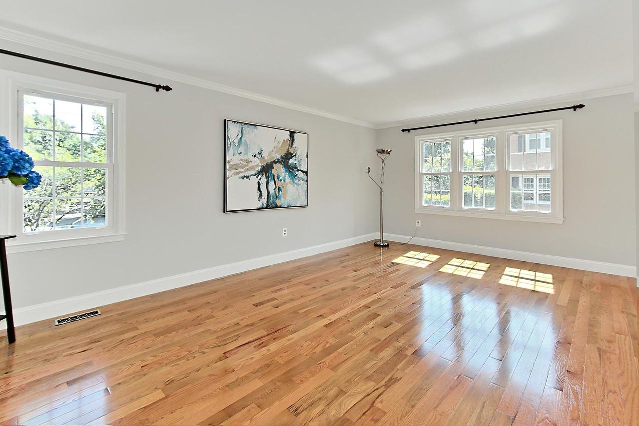 6572 Flagmaker Ct - Photo 4 of 18