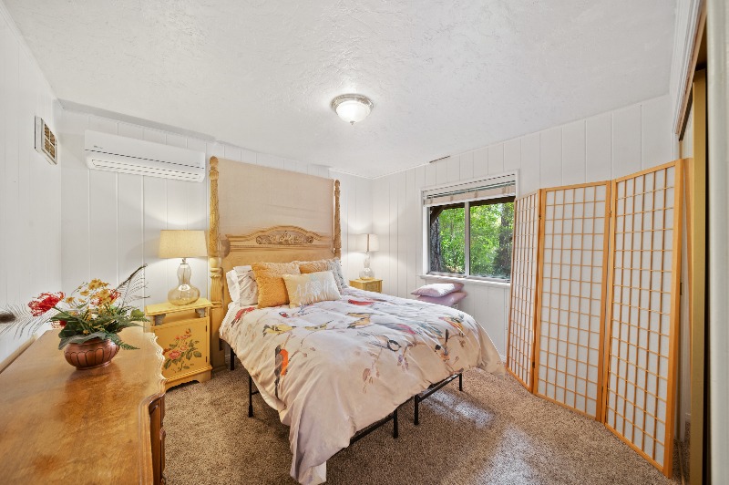 52805 Idyllmont Rd - Photo 4 of 10