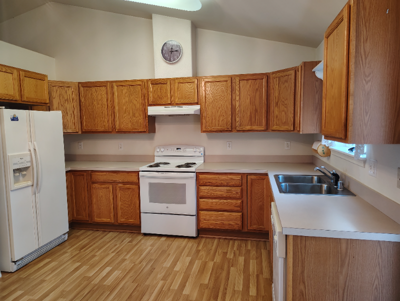 2136 Harlequin Ct - Photo 3 of 17
