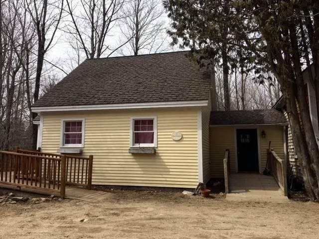 738 Northline Rd - Photo 2 of 18