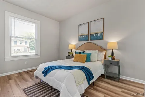 320 Saint Andrew St #B - Photo 4 of 10