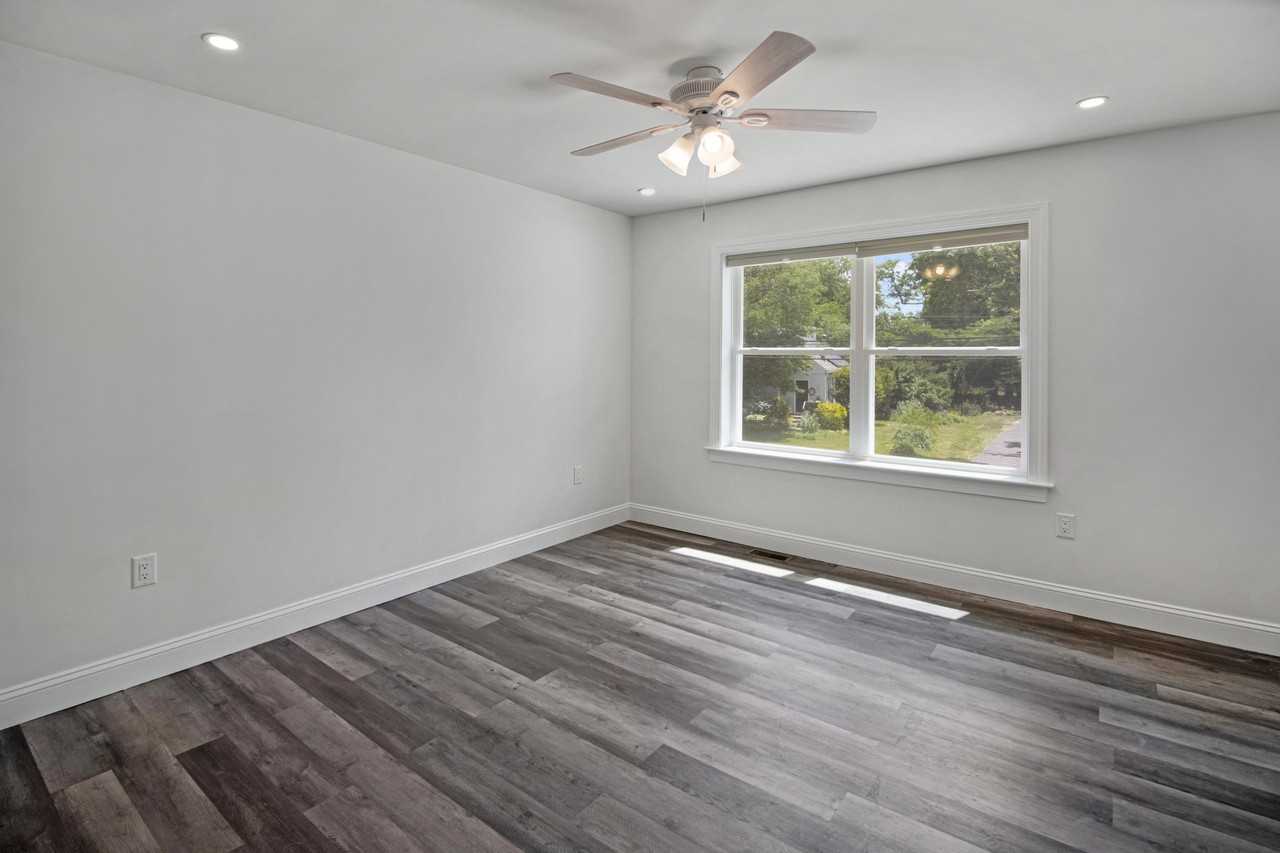 29 Pedrick Ave - Photo 7 of 19