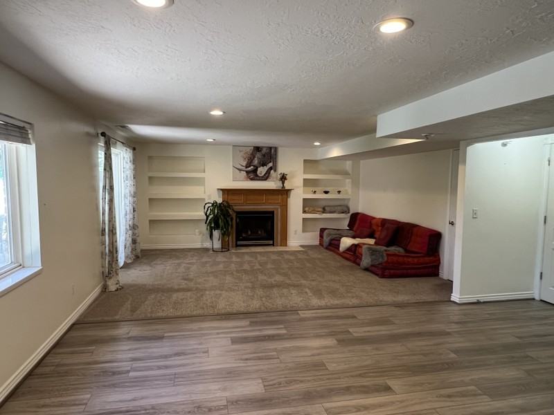 1219 E Bridle Trail Rd - Photo 3 of 20