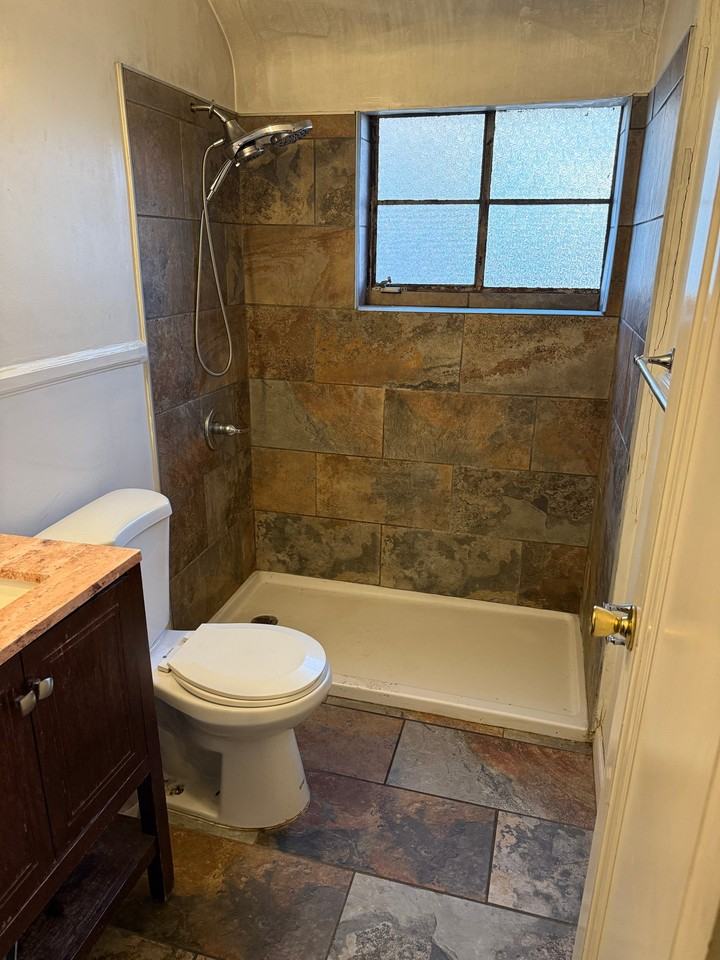 4143 E Outer Dr - Photo 3 of 3