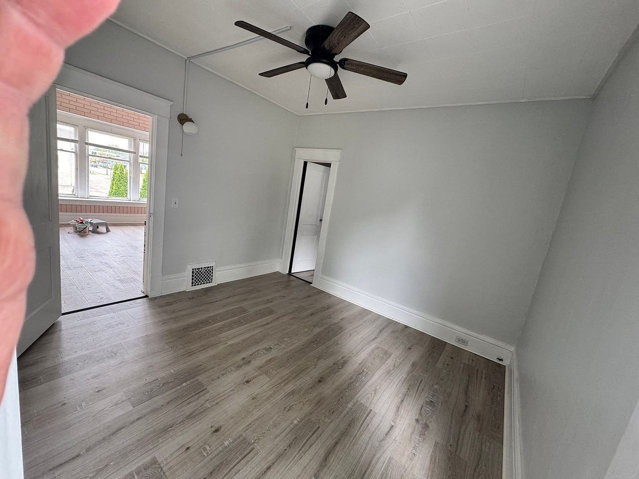 518 E Main Ave - Photo 6 of 13