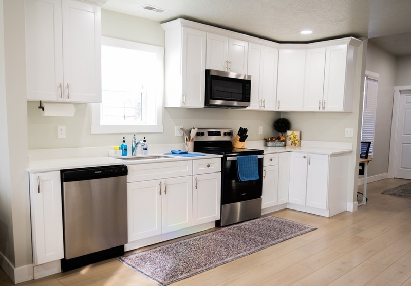 331 E Hampton Ave - Photo 4 of 13