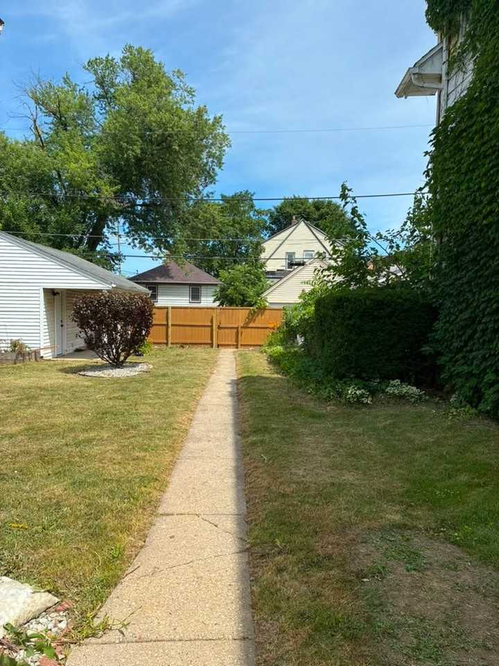 4628 N 24th Pl - Photo 4 of 16