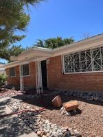 featured image of 6906 Shoshone Rd Ne