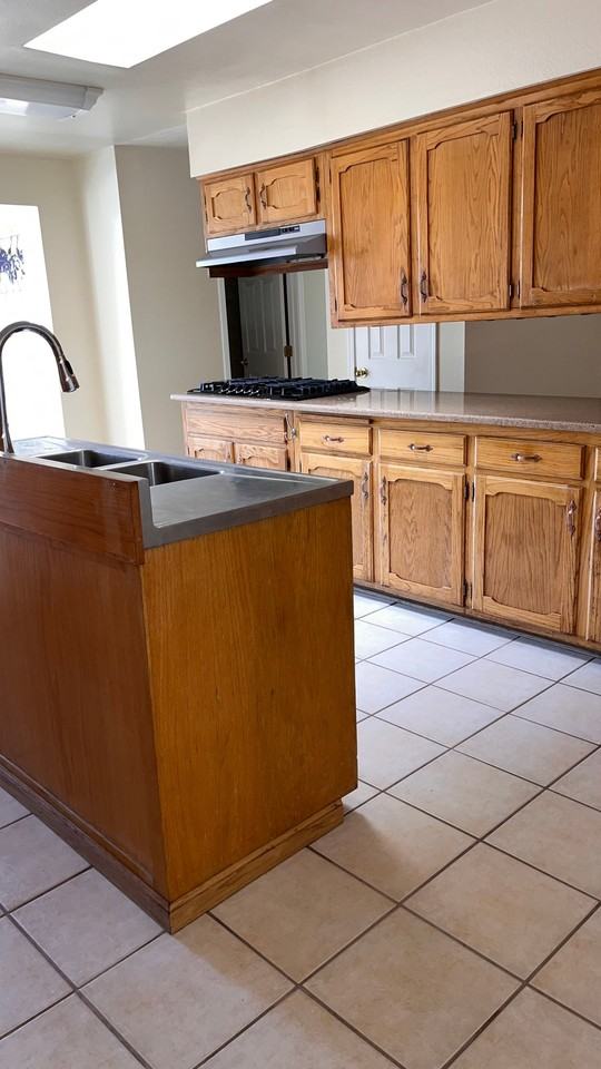 6906 Shoshone Rd Ne - Photo 4 of 17