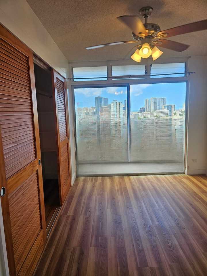 1559 Thurston Ave #303 - Photo 4 of 6