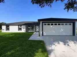 featured image of 7016 Golf Club Dr