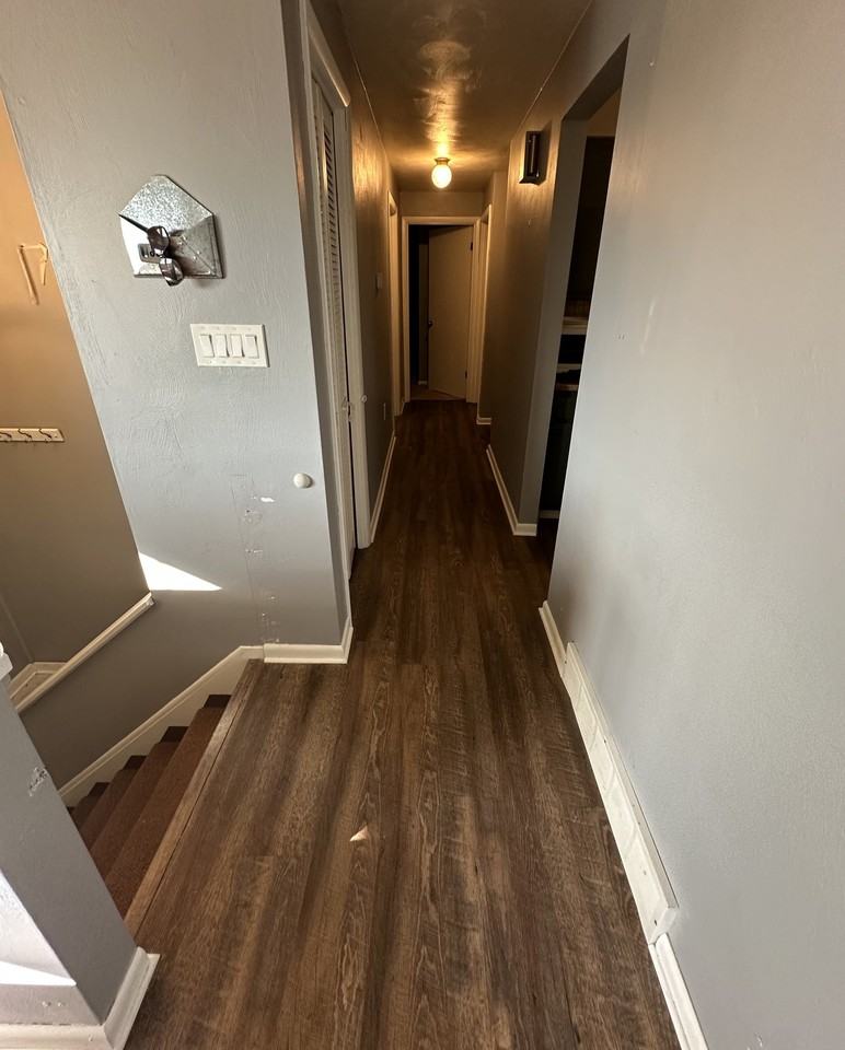 1681 Morris Ave - Photo 7 of 11