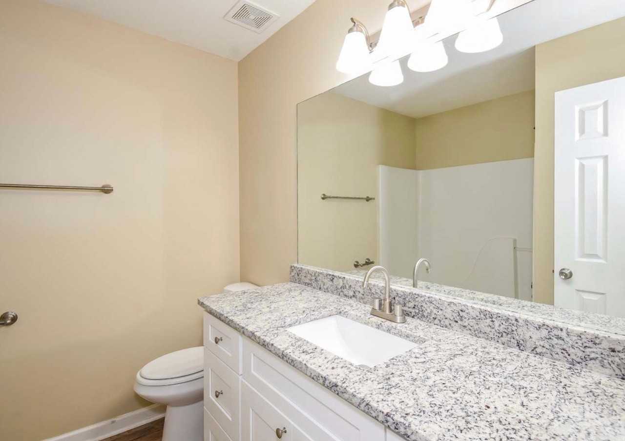 465 Hunnicutt Rd Se - Photo 6 of 8