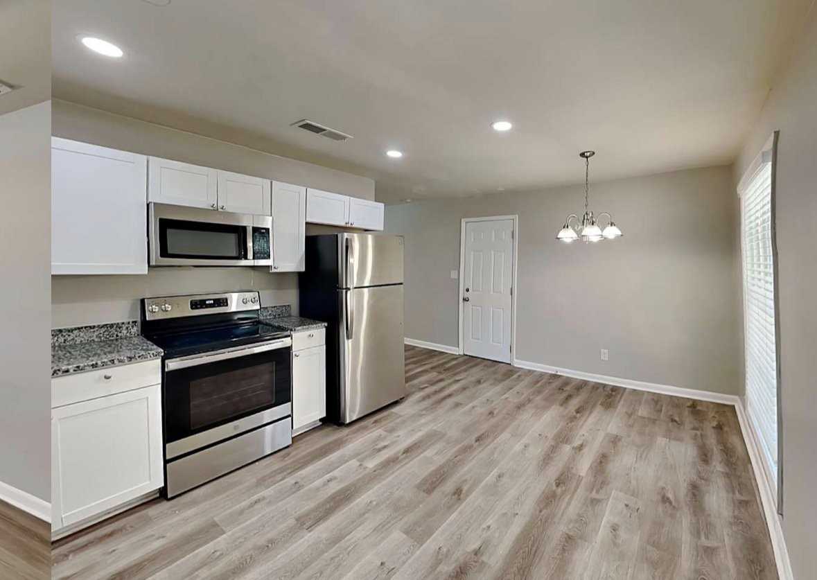 2184 Chestnut Log Loop - Photo 3 of 10
