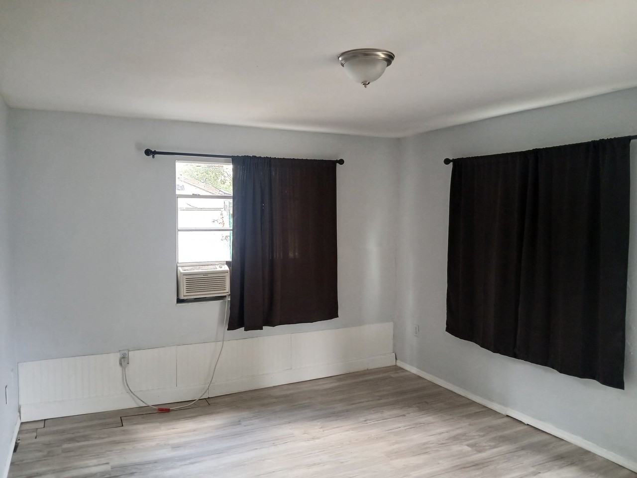 18 Wolfe Dr #14 - Photo 4 of 12
