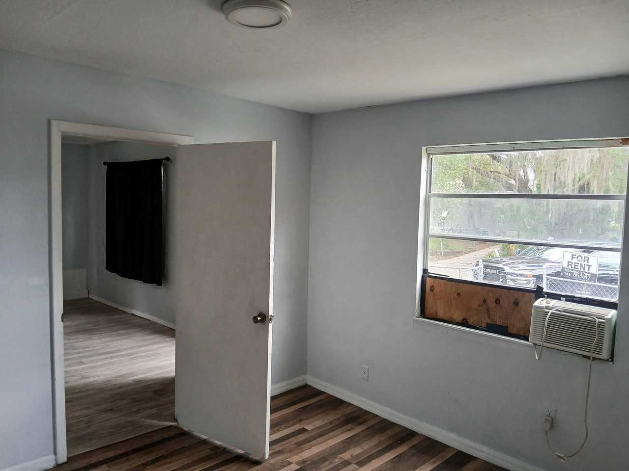 18 Wolfe Dr #14 - Photo 5 of 12