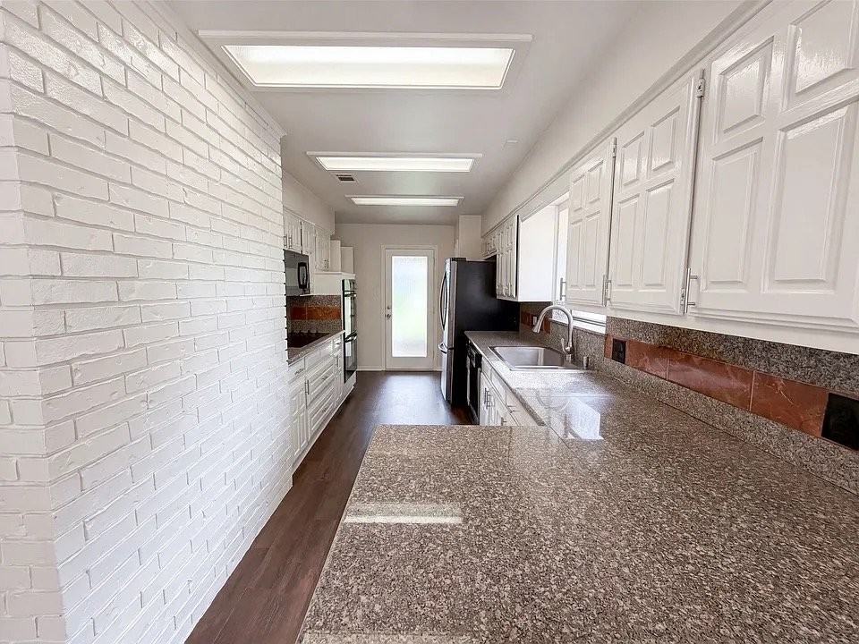 722 S Forest Ln - Photo 6 of 10