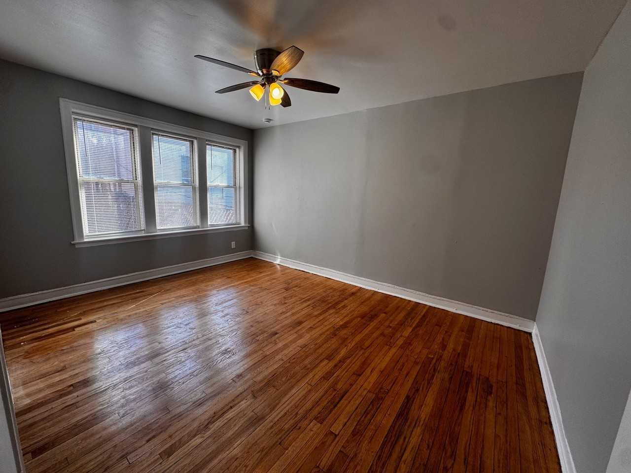 3723 W Grand Ave #3723-1 - Photo 3 of 8