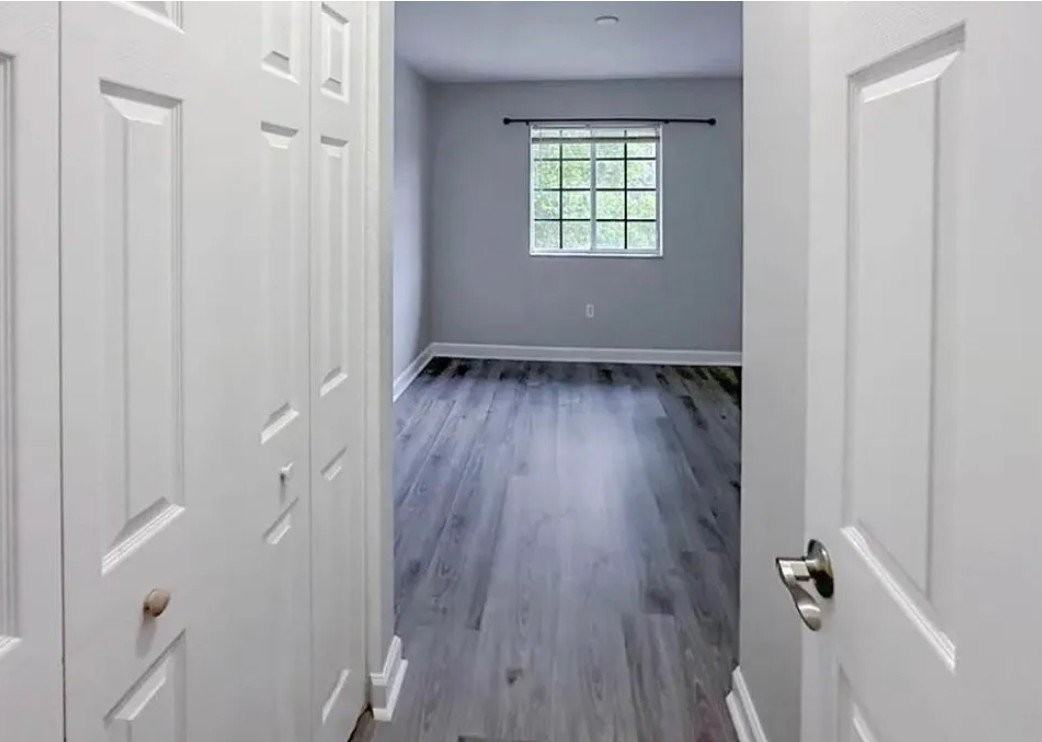 4157 Napoli Lake Dr - Photo 4 of 9