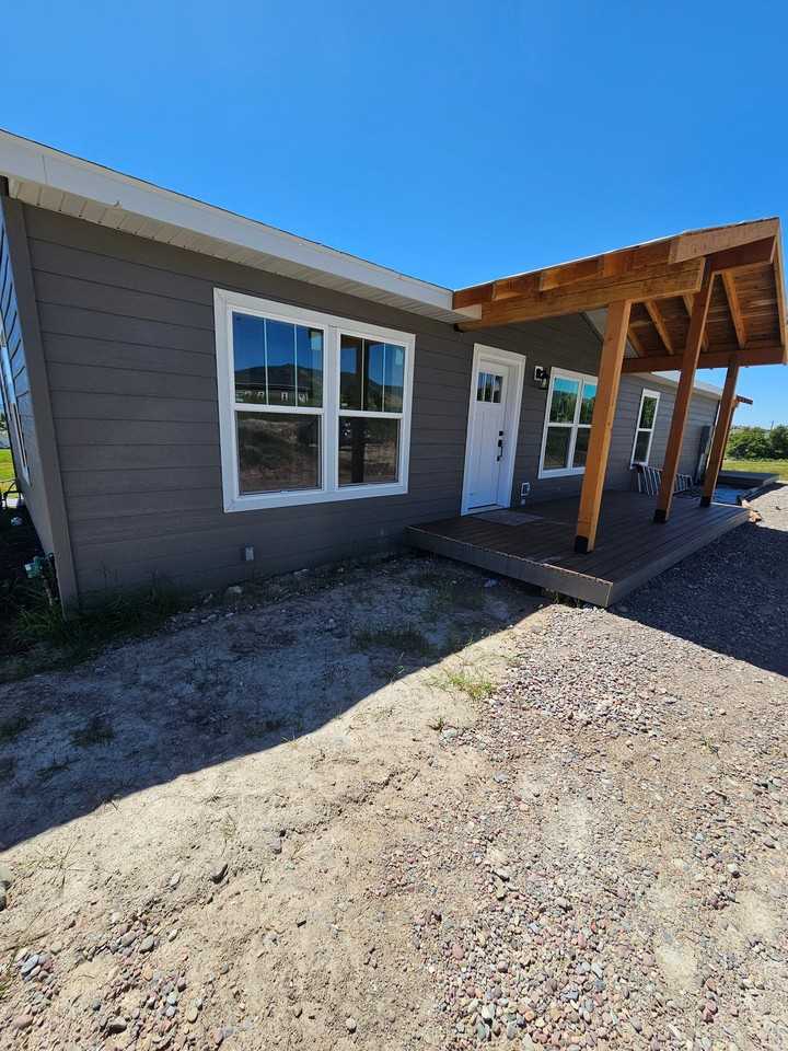 41588 Baypoint Rd - Photo 2 of 2